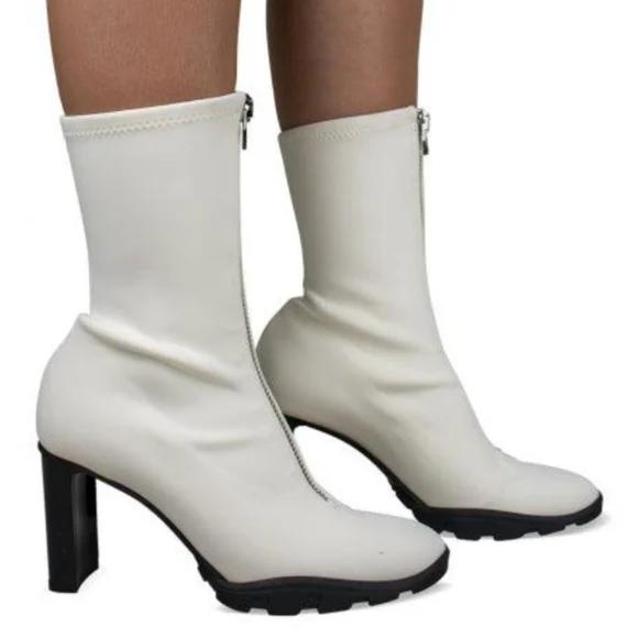 Alexander McQueen Boots - Picture 2 of 13